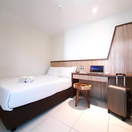 Hotel Pantes Kota Lama Semarang Exteriör bild